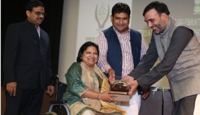 Exemplary Women Achiever Award, Delhi State (2015) 